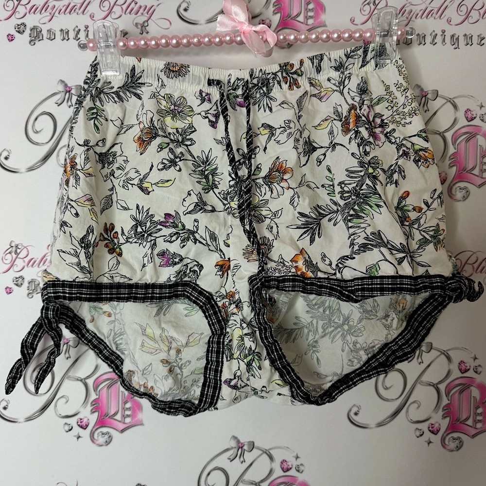 Gap body shorts mini Floral Print Sheer Shorts with Black Trim ribbon 🎀 sides